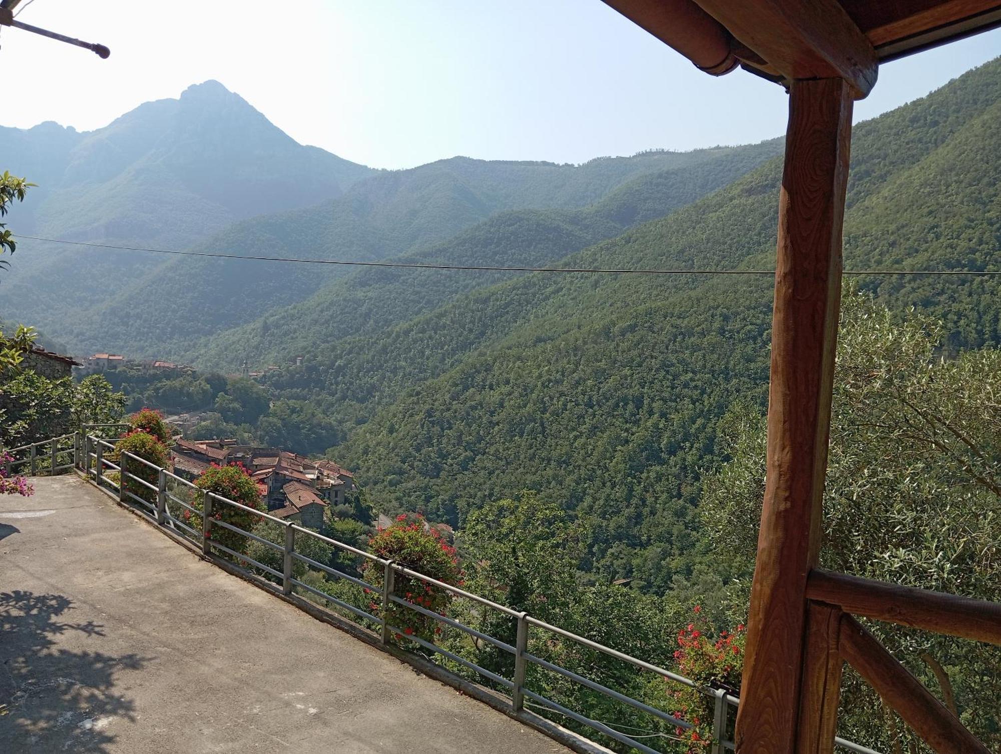 Agriturismo U' Spigu Nonna Annetta Nasino Екстериор снимка