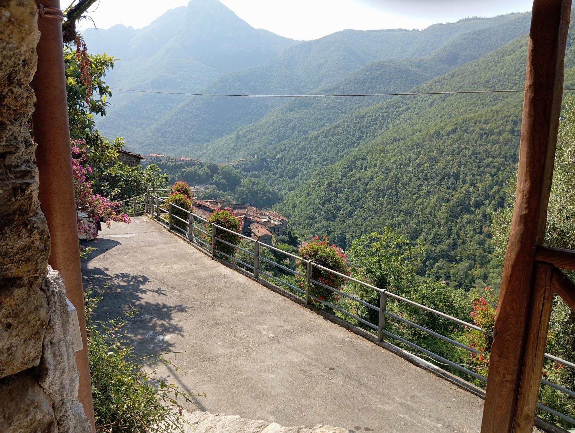Agriturismo U' Spigu Nonna Annetta Nasino Екстериор снимка